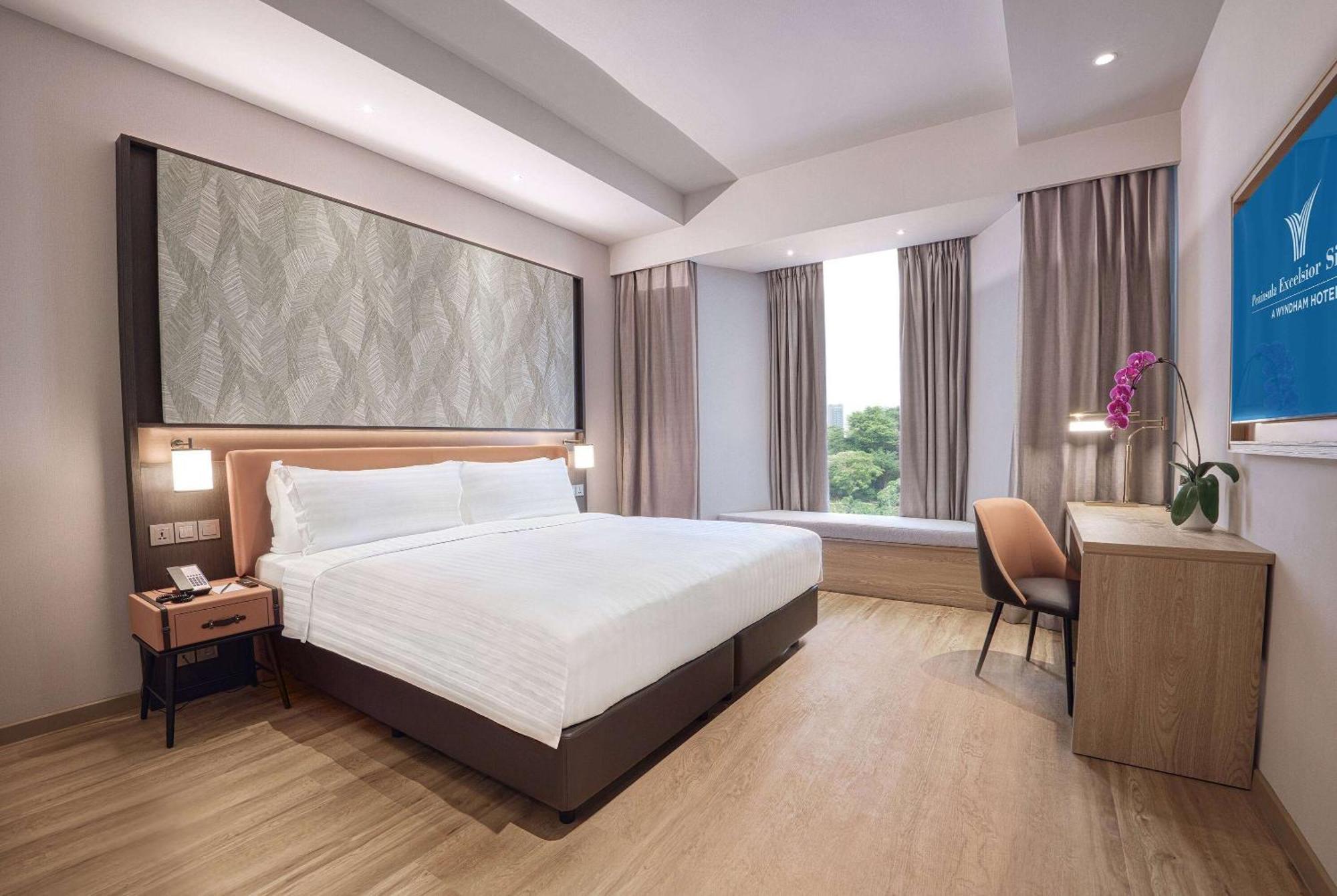 Hotel Peninsula Excelsior 5*