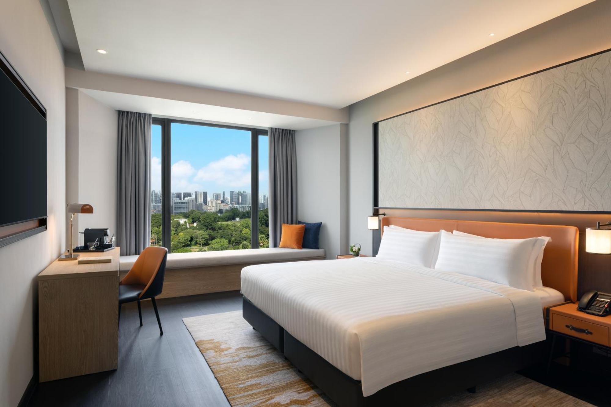 Peninsula Excelsior 5*